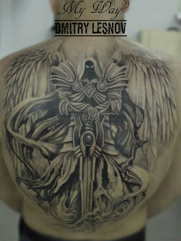 black and grey black and grey tatuaje en full back #19390 | Tatuador Роман