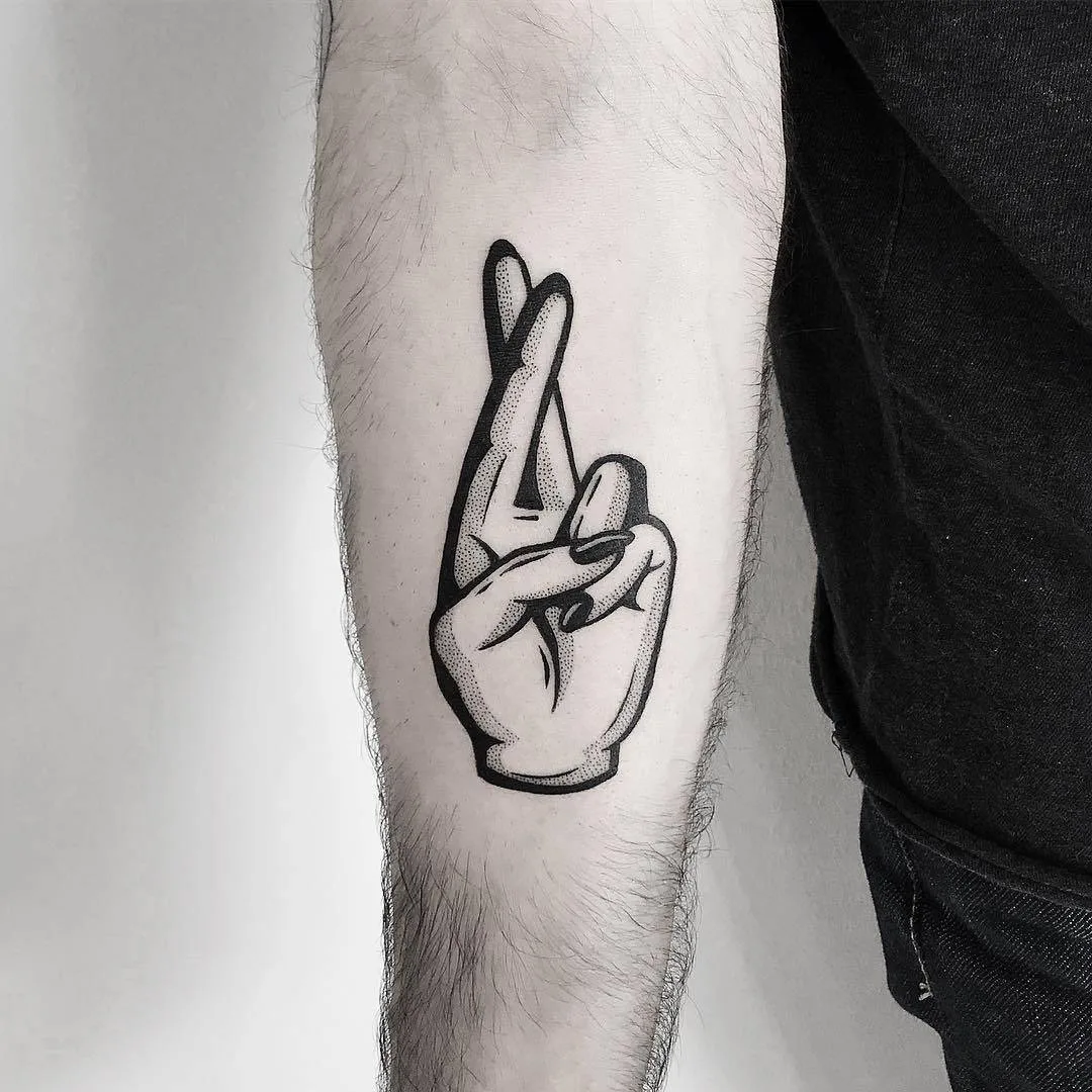 Artista de tatuagem Pulled Poltergeist, estilo black graphic tattoo | Malmo, Suécia