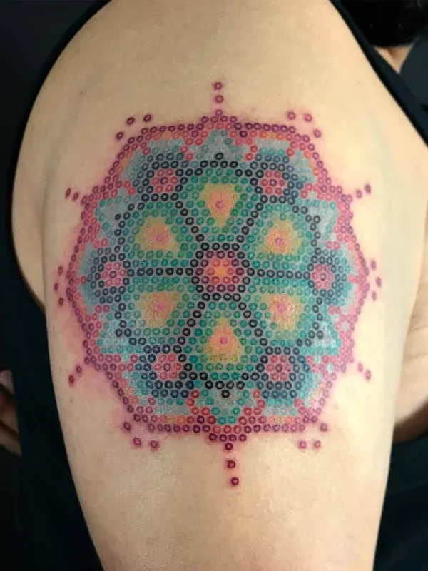 color geometric Tatuaggio su shoulder #30015 | Tatuatore Tabata