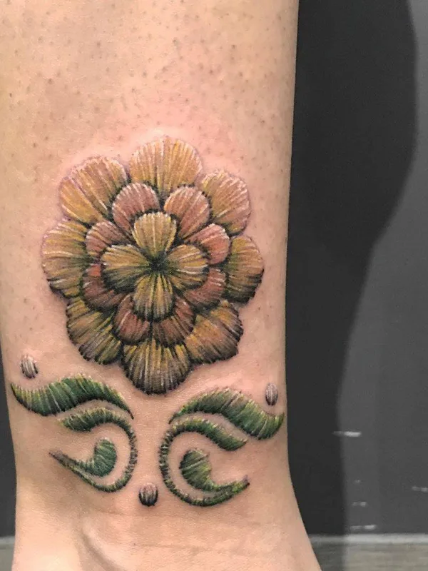 color botanic Tatuaggio su ankle #30020 | Tatuatore Tabata