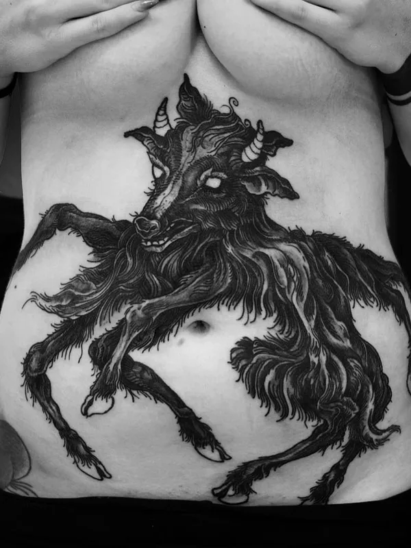 female black blackwork 纹身 在 stomach #35919 | 纹身师 Frederico Rabelo