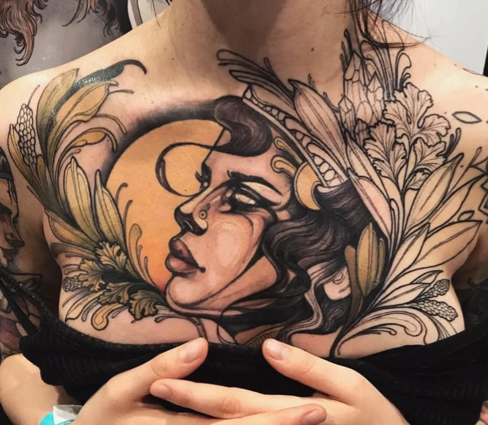 Artista del tattoo Isabella Chiara Filouino, tattoo neo tradizionale a colori | Rankweil, Austria