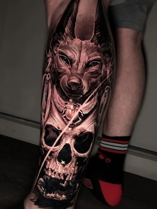 black and grey realism татуировка на calf #39488 | Тату мастер Евгений Швырев
