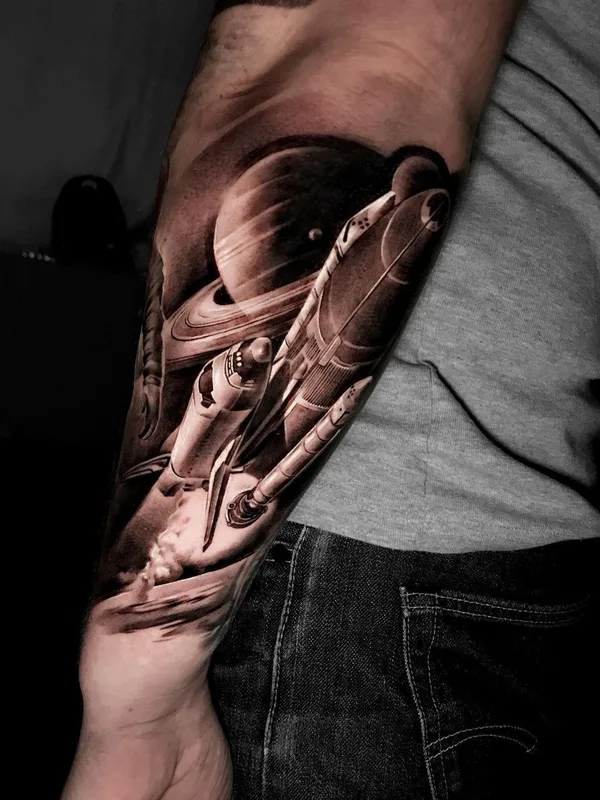 black and grey realism татуировка на forearm #39484 | Тату мастер Евгений Швырев