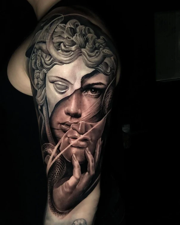 Реализм Face, Snake tattoo на Полный рукав