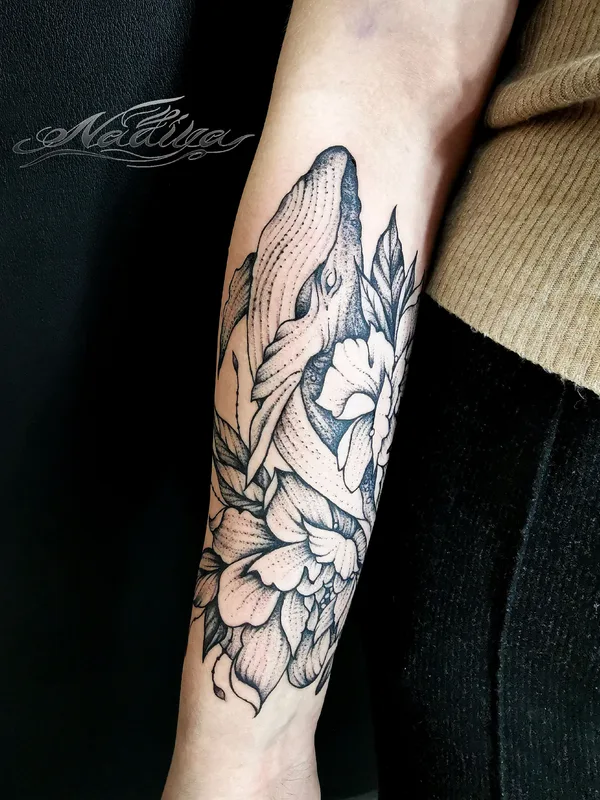 black blackwork tatuaje en forearm #39548 | Tatuador Nadiya Abdrakhmanova