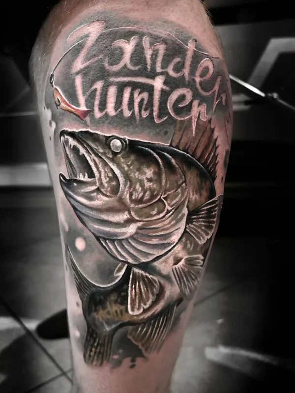 black and grey realism Tatuagem em forearm #39650 | Tatuador Egor Kubrak
