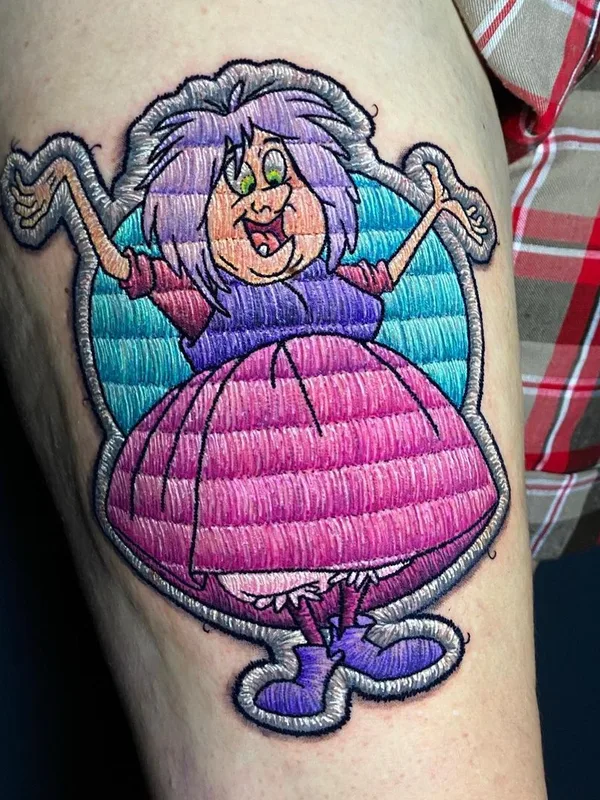men, female color illustrative, patch Tatuaggio su shoulder #39778 | Tatuatore Duda Lozano