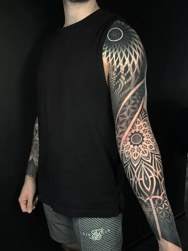 male black geometric 纹身 在 full sleeve #54356 | 纹身师 Anton Riakhovski