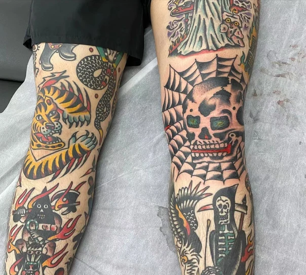 Old School Skull, Tiger tattoo on Full leg