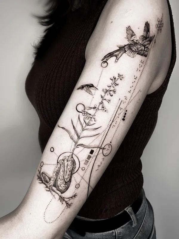 female black and grey linework tatuaje en forearm #67653 | Tatuador Gergo Augusztiny