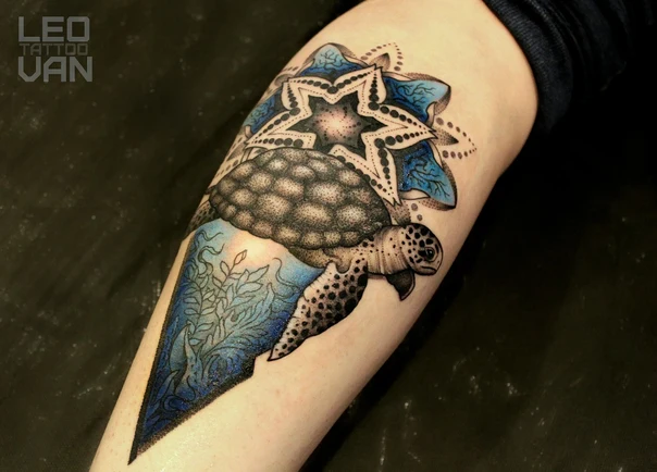 Дотворк Turtle, Mandala tattoo на Предплечье