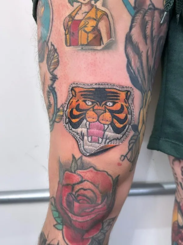 color traditional Tatuaggio su thigh #68451 | Tatuatore sirbatattoo