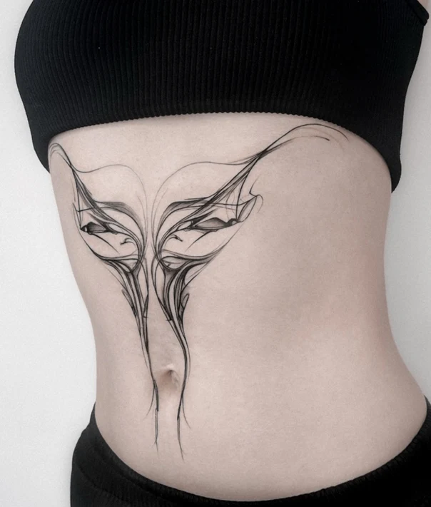 Лайнворк Abstract tattoo на Живот