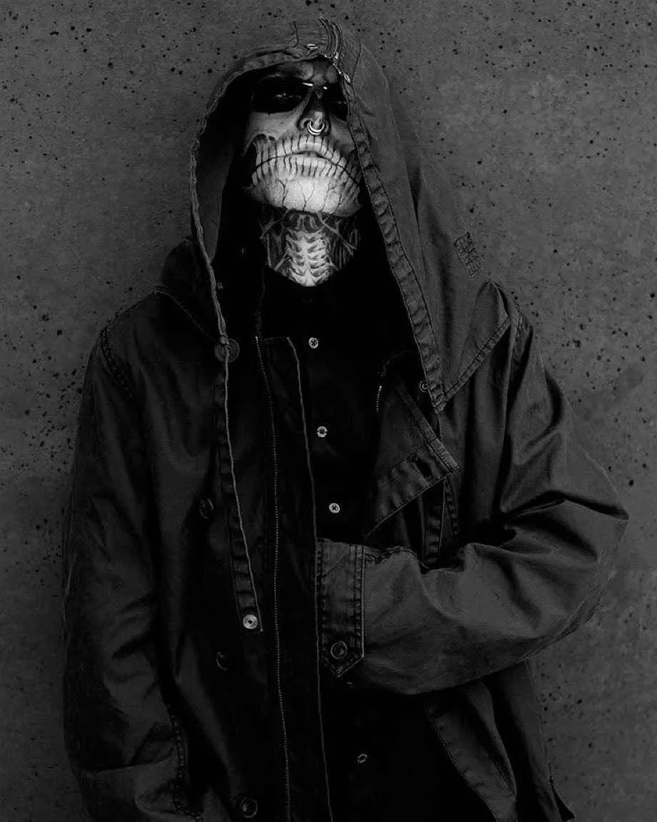 Modello tatuato Rick &laquo;Zombie boy&raquo; Genest, fotografia alternativa | Canada