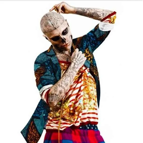 Modello tatuato Rick &laquo;Zombie boy&raquo; Genest, fotografia alternativa | Canada