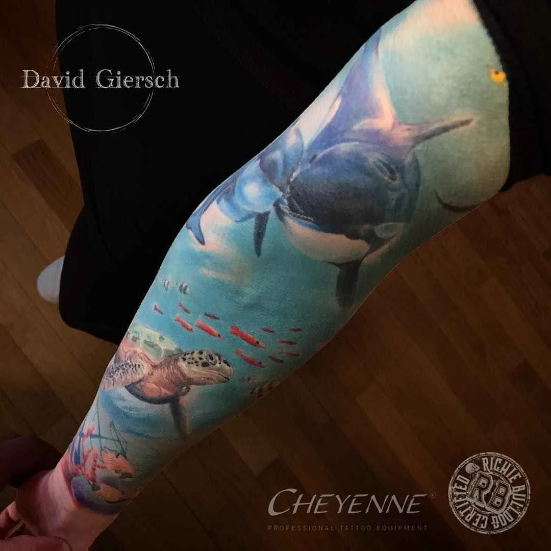Tattoo artist David Giersch color realistic tattoo | Berlin, Germany