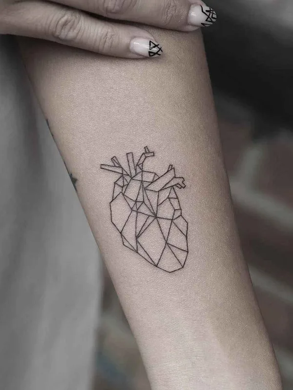 black geometric tattoo auf forearm #1076 | Tätowierer Rob Green