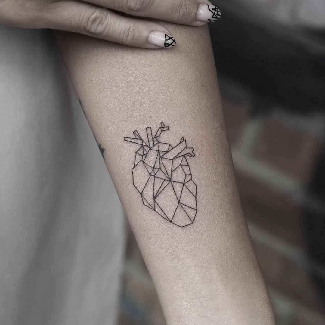 69 Great Heart Outline Tattoo Ideas [2024 Inspiration Guide]