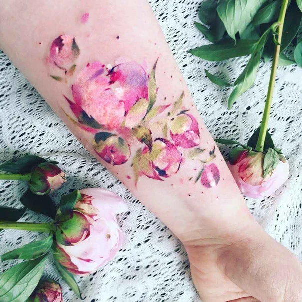 Акварель Peony, Flower tattoo на Предплечье
