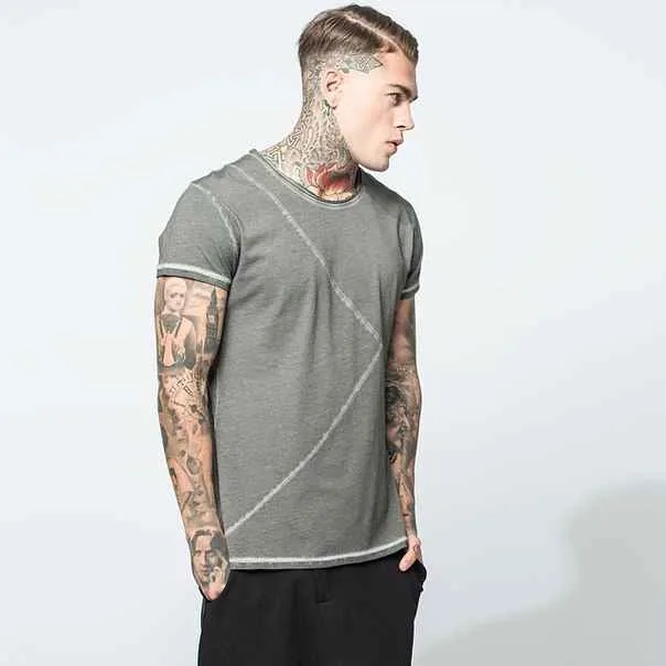 Modello maschile alternativo di tatuaggio Stephen James | uomo Modella di tatuaggio Stephen James