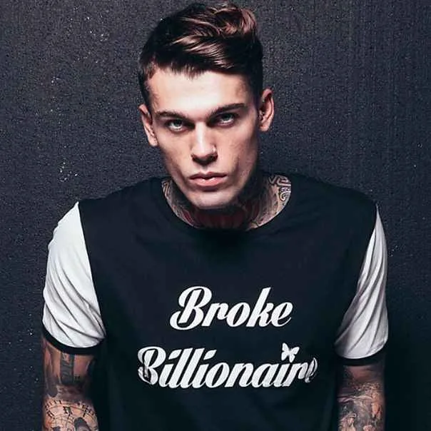 Modello maschile alternativo di tatuaggio Stephen James | uomo Modella di tatuaggio Stephen James
