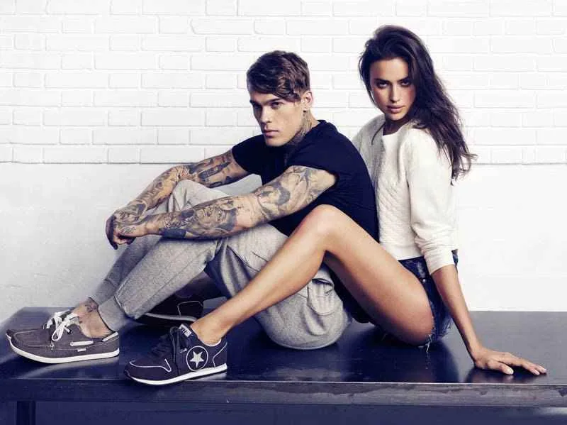 Modello maschile alternativo di tatuaggio Stephen James | uomo Modella di tatuaggio Stephen James