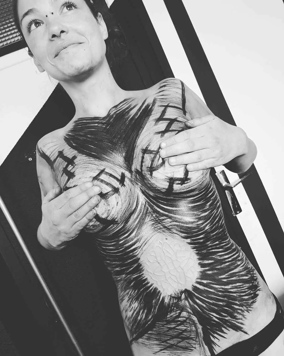 Artista de tatuagem Valerio Cancellier esboço de tatuagem de Blackwork brutal