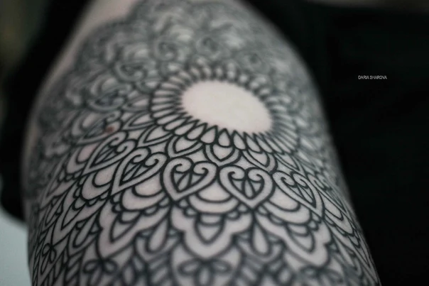 Mandala Geometric, Floral tattoo на Плечо