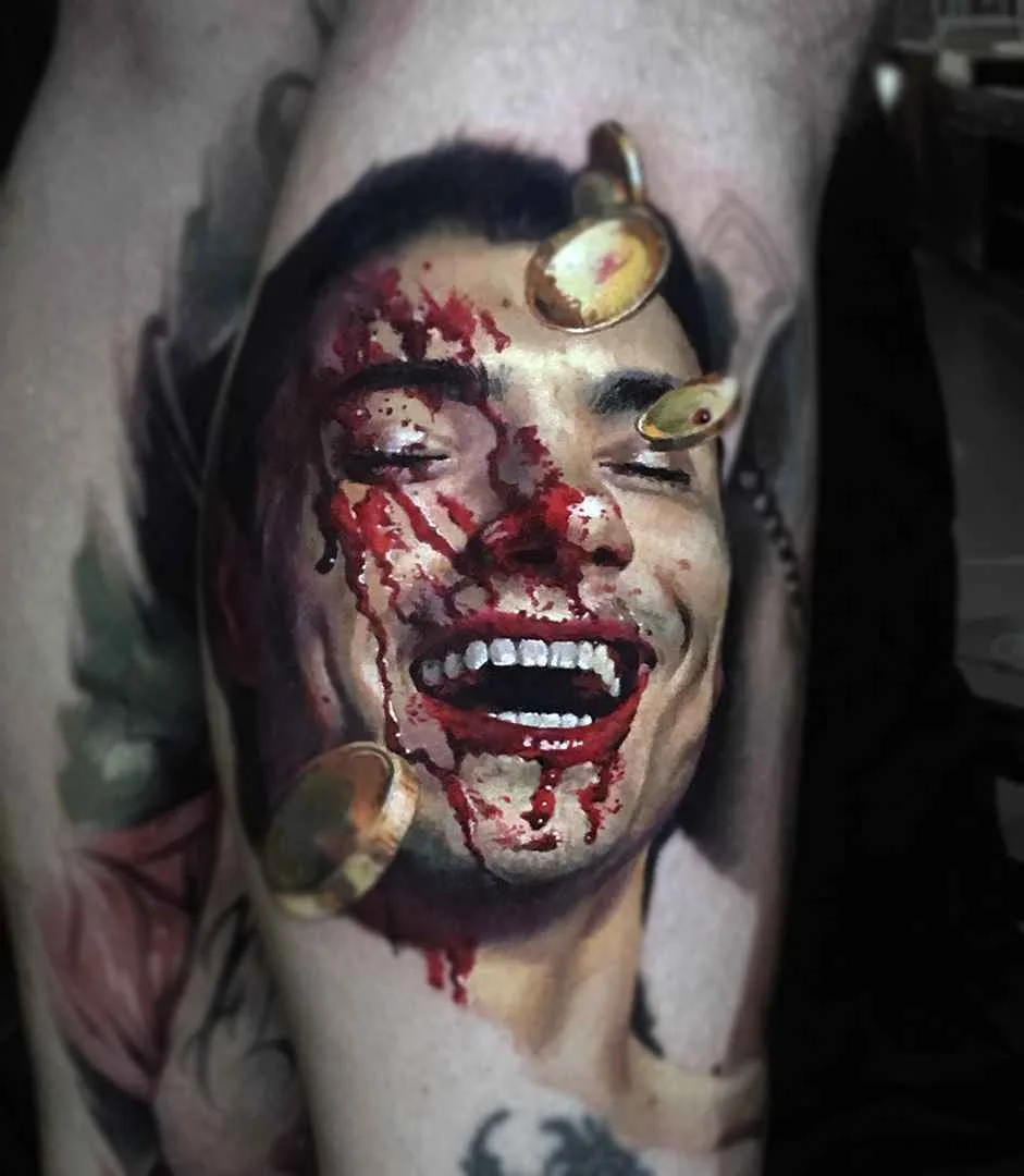 tatuista Valentina Ryabova, realismo colorato, tatuaggio, horror, ritratto | Tattoo artist Valentina Ryabova color realistic tattoo, realism, horror, potrait