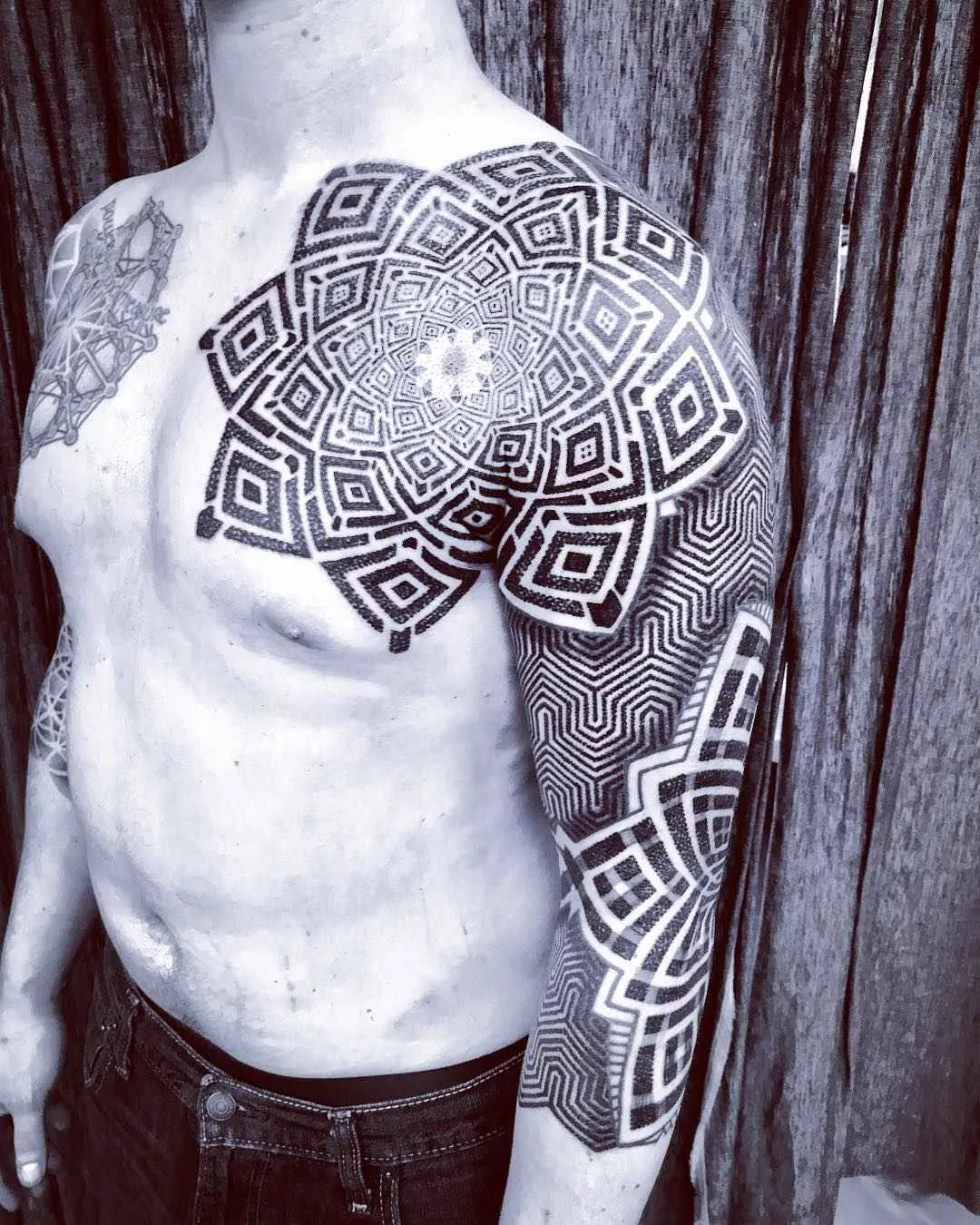 Tattoo artist Matt Black, black ornamental tattoo | USA
