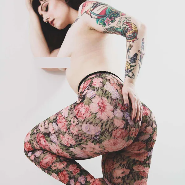 타투 #21011 | 타투 모델 Ceres Suicide
