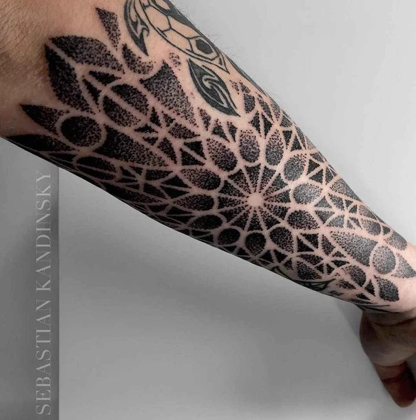 Geometric Geometric, Mandala tattoo on Forearm