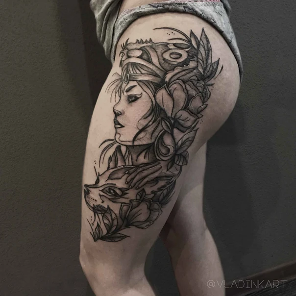 Блэкворк Wolf, Woman tattoo на Thigh