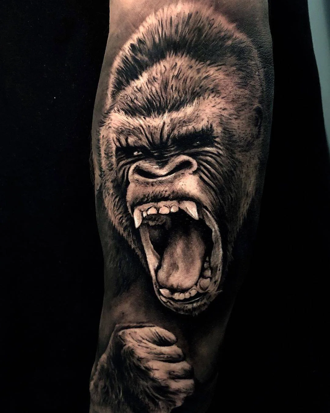 Tatuaggio artista Sergio Fernandez, ritratto in nero e grigio realistico | Málaga, Spagna