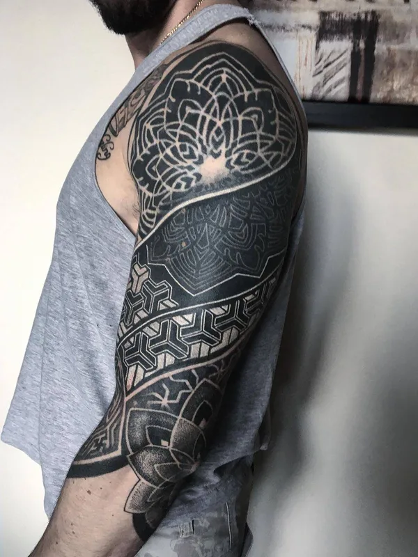 male black blackwork 纹身 在 full sleeve #30356 | 纹身师 Daniele Lo Scritto