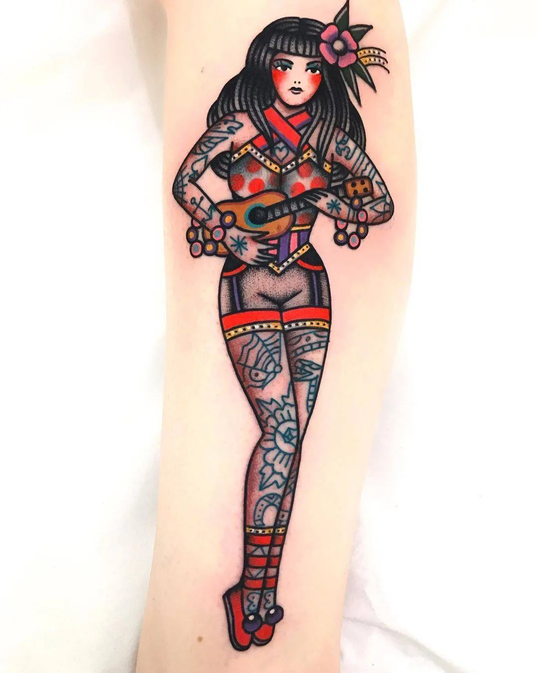 Tattoo artist Dani Queipo, color tarditional and old school tattoo | London, UK