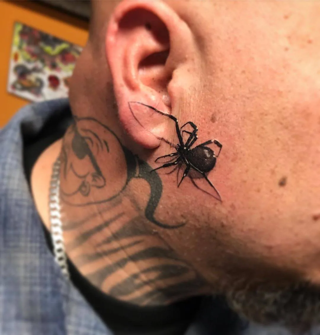 Tattoo artist Jesse Garcia, black and grey realistic spider tattoo | USA
