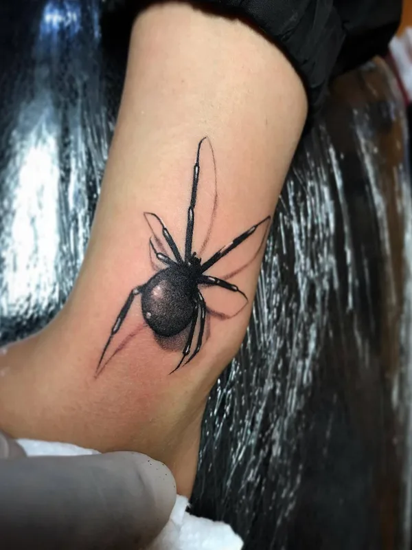 black and grey realism Tatuaggio su ankle #30448 | Tatuatore Jesse Garcia