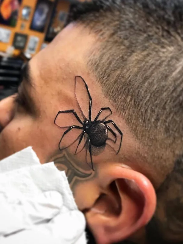 male black blackwork Tatuaggio su behind ear #30453 | Tatuatore Jesse Garcia