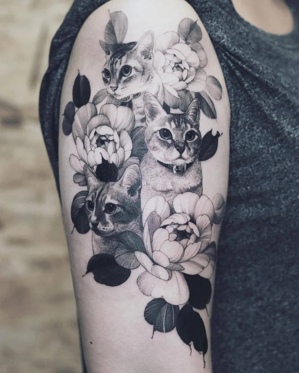 Realism Cat, Flower tattoo on Bicep