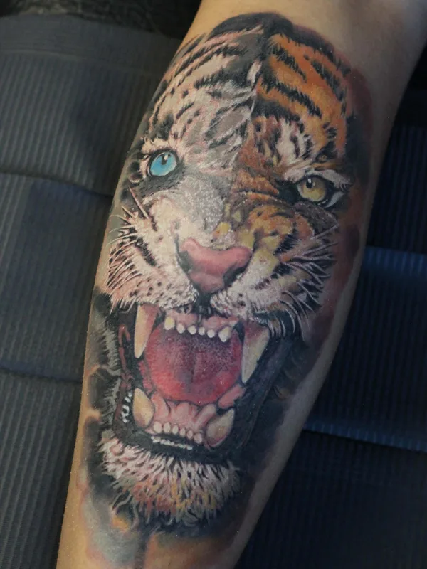 color realism tatuaje en forearm #30519 | Tatuador Ващишина Татьяна