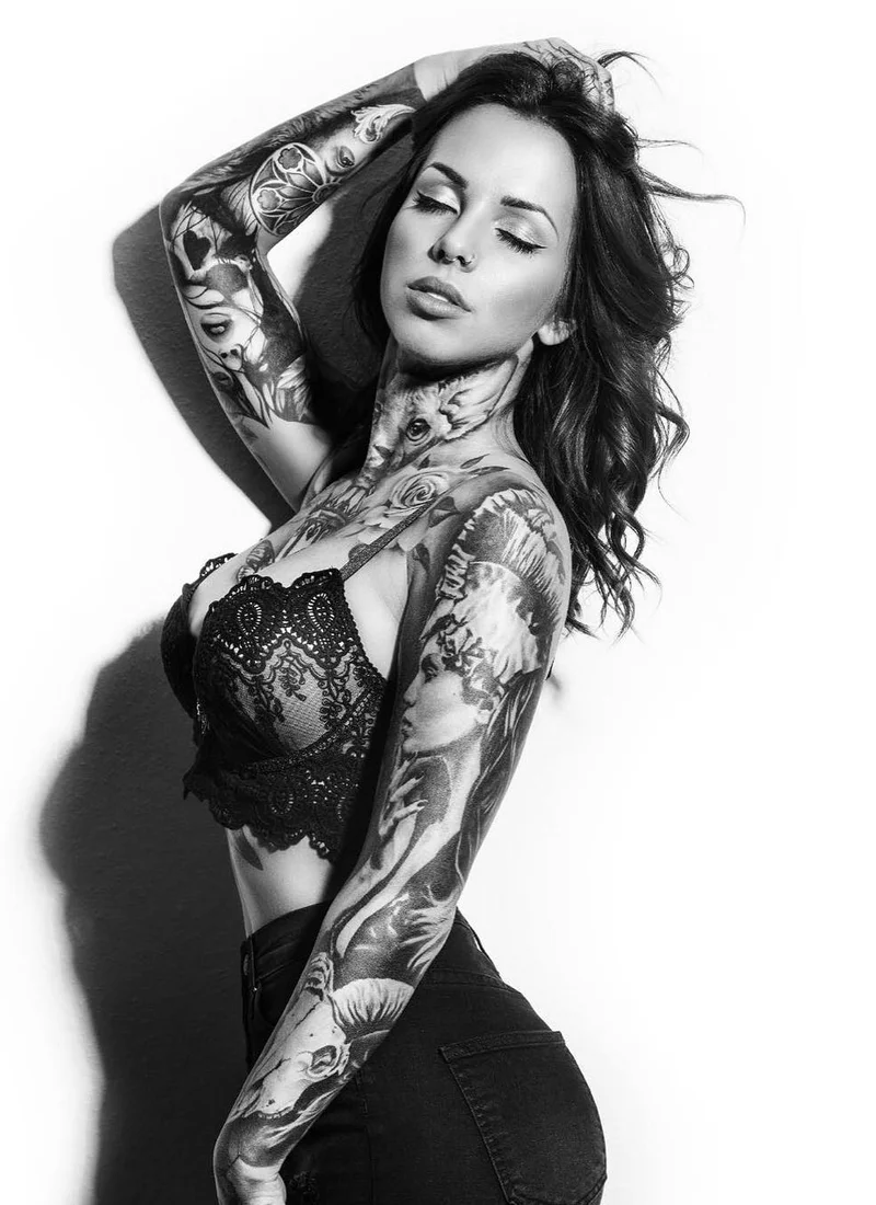 Tattoo model and tattoo artist Nina L&uuml;thy