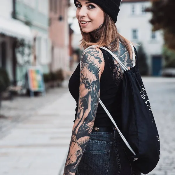 Tatuaggio #30595 | Modello di tatuaggi Nina Lüthy