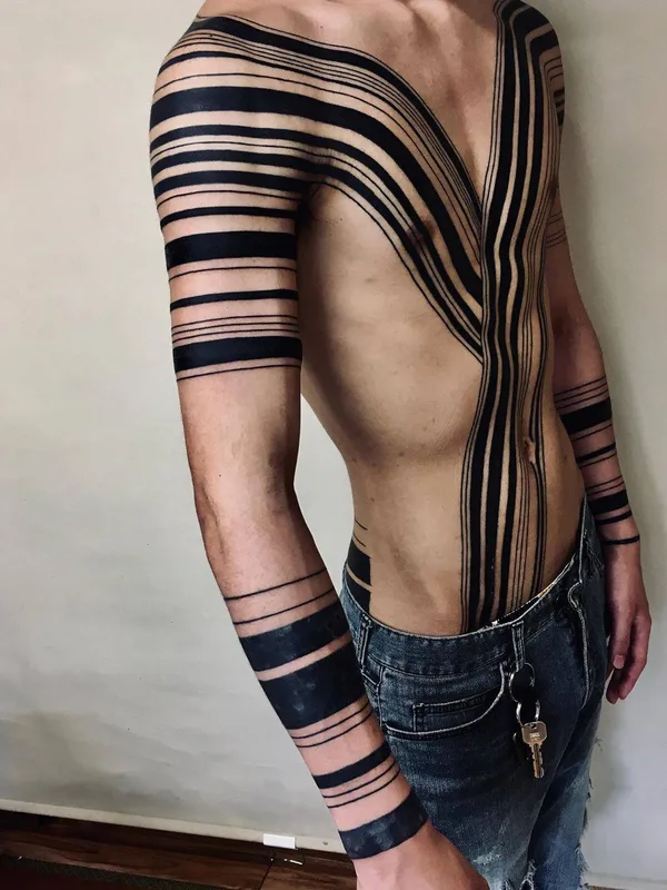 male black blackwork 纹身 在 full arm #30618 | 纹身师 Taku Oshima