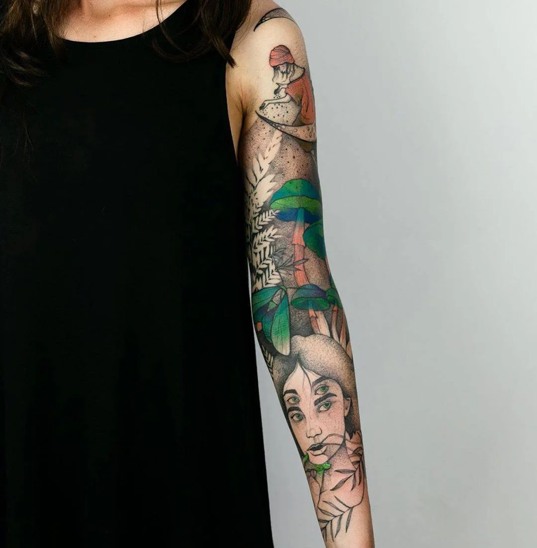 Artista del tatuaggio Dzo Lama, dotwork, acquerello, schizzo stile autore | Wroclaw, Polonia