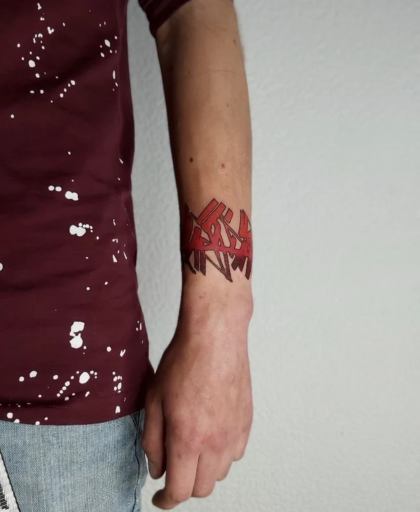 Графика Text tattoo на Предплечье