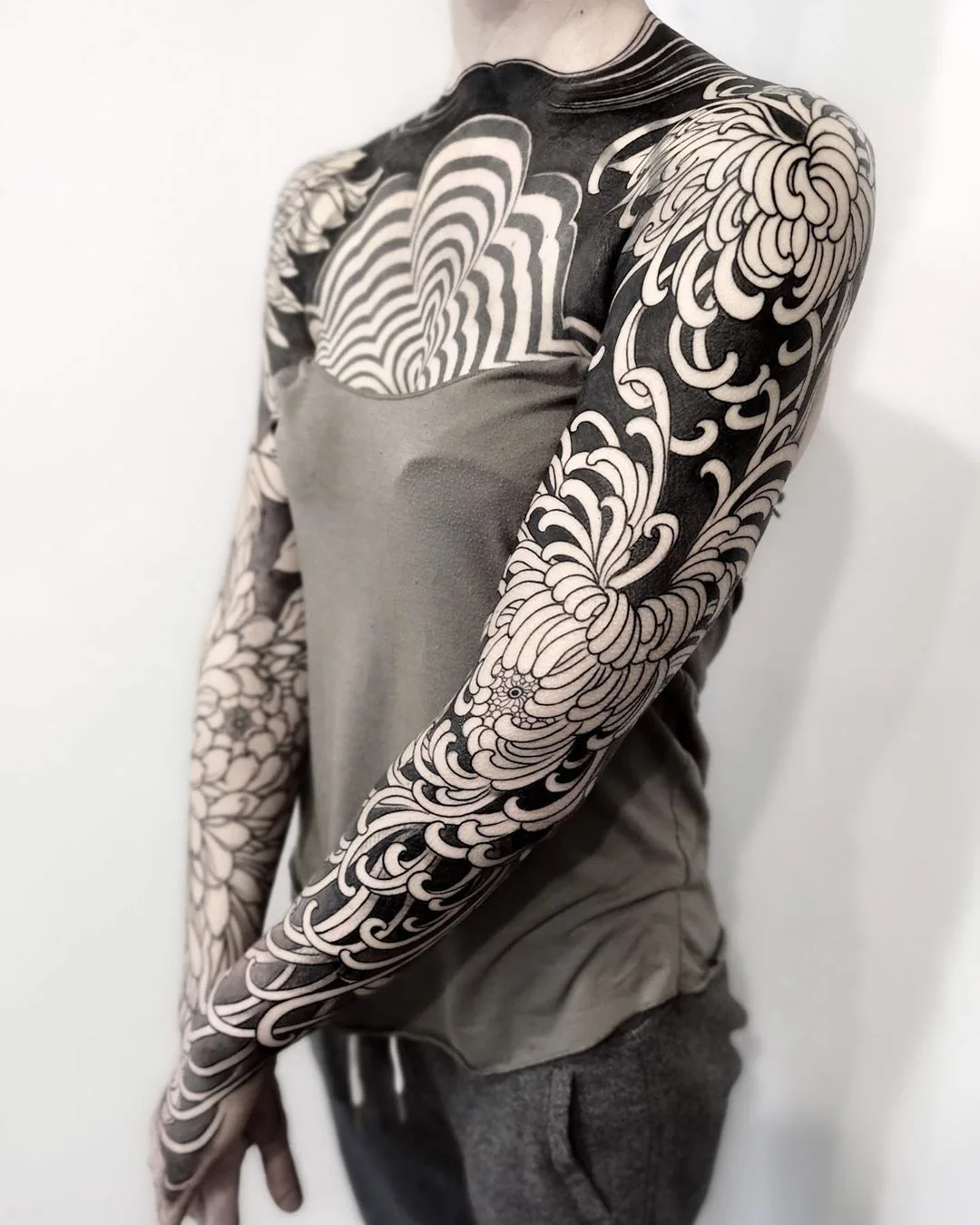Black and Grey Japanese tattoo - Tattoo artist FIBS Juvel Vazquez | United States