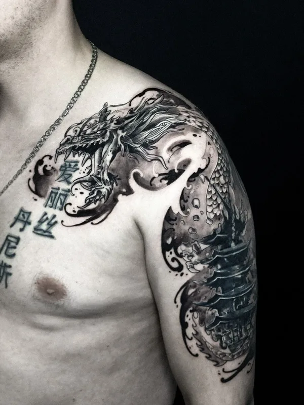 male black and grey japanese tattoo auf shoulder #39936 | Tätowierer Александр Труш