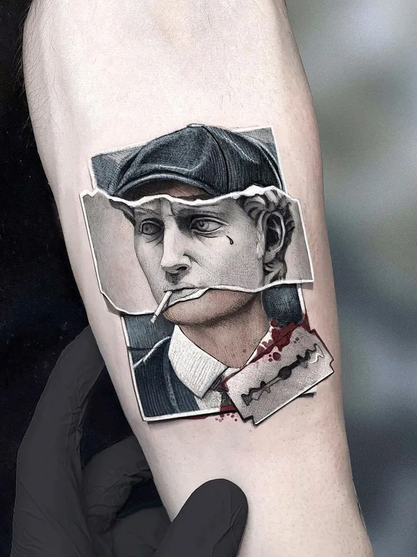 men, female color micro-realism, miniature Tatuaggio su forearm #40056 | Tatuatore Kozo